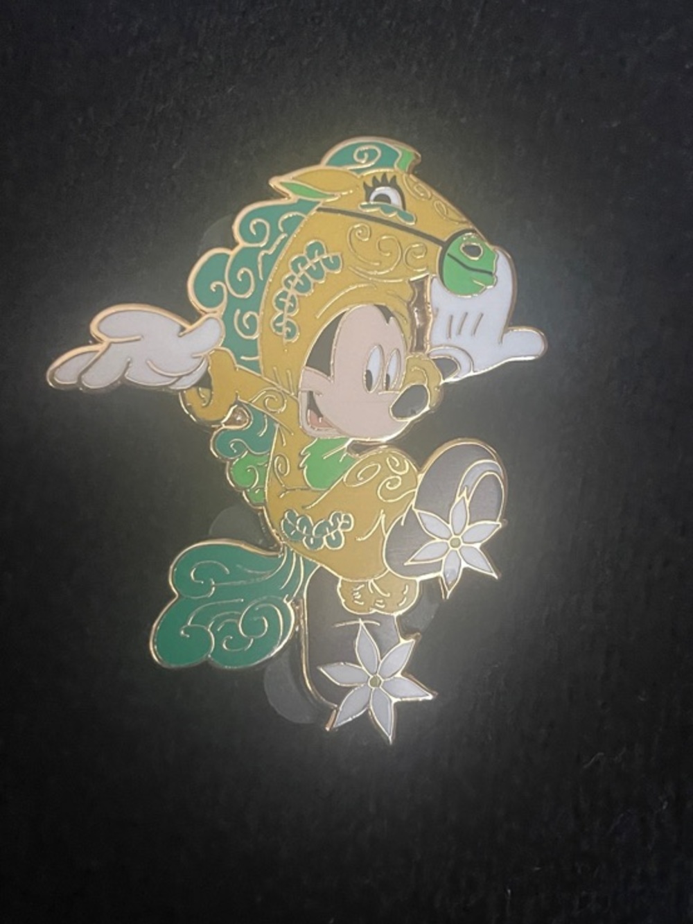 Disney Mickey year if the Horse Trading pin